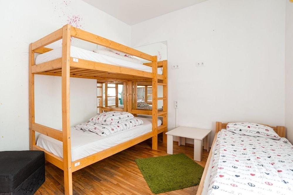 Pogo Hostel Vilnius Exterior photo